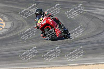 media/Jan-10-2025-CVMA Friday Practice (Fri) [[489e0da257]]/Group 4 and Trackday/Session 3 (Turns 9 and 10)/